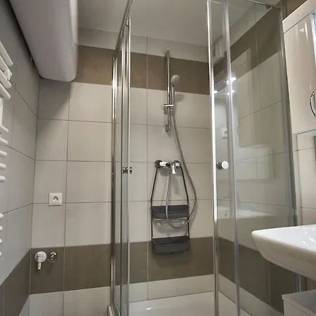 Cadet - Hostaid Siófok